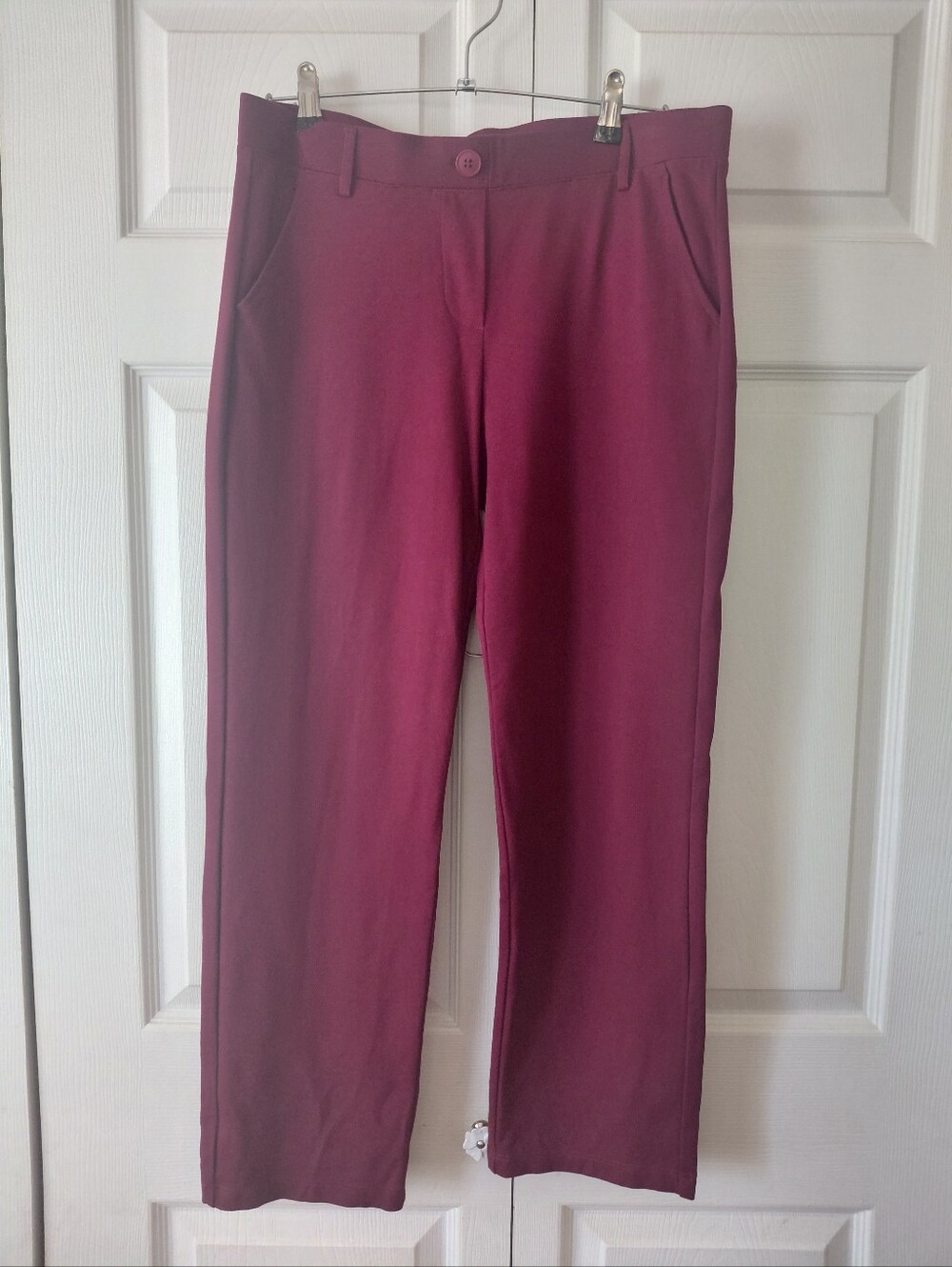 Women's Straight-Leg Pants in Burgundy